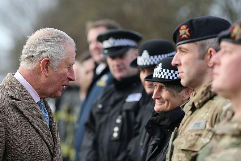 Pangeran Charles mengatakan ayah Pangeran Philip, 98, ‘baik-baik saja’ di rumah sakit