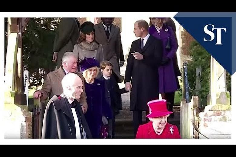 Ratu Inggris Elizabeth memuji gerakan iklim pada Hari Natal