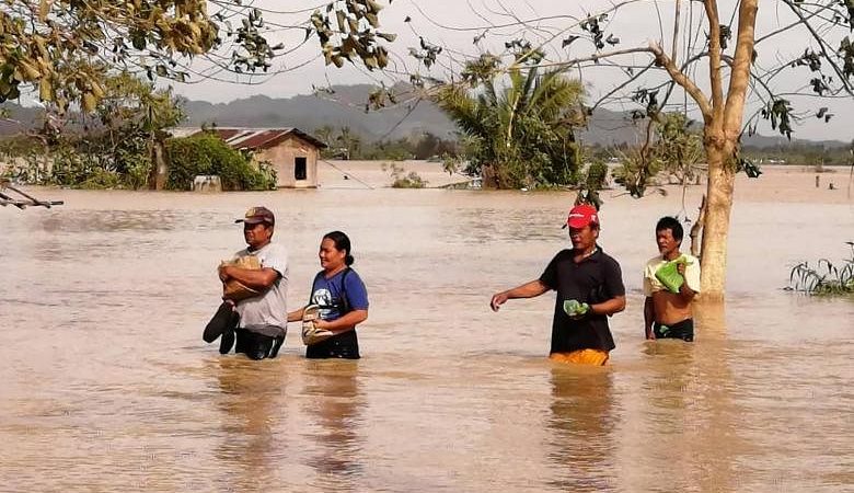 Hari Natal yang Menyedihkan: Topan Phanfone menewaskan sedikitnya 16 orang di Filipina