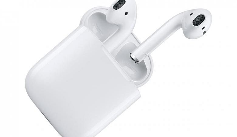 2 orang ditangkap karena kasus kecurangan yang melibatkan Apple AirPods