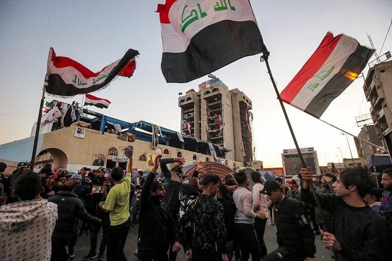 Undang-undang pemilu baru Irak menarik banyak kritik dan sedikit sorak-sorai