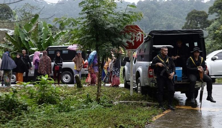 Thailand mendakwa dua tentara membunuh warga sipil Muslim