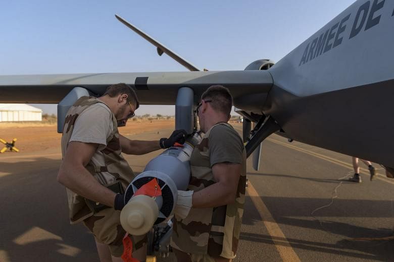 Prancis mengatakan pihaknya melakukan serangan drone bersenjata ke-1 di Mali