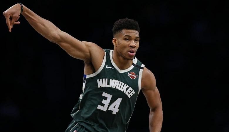 NBA: Triple-double Giannis Antetokounmpo membantu Milwaukee Bucks menyapu Chicago Bulls