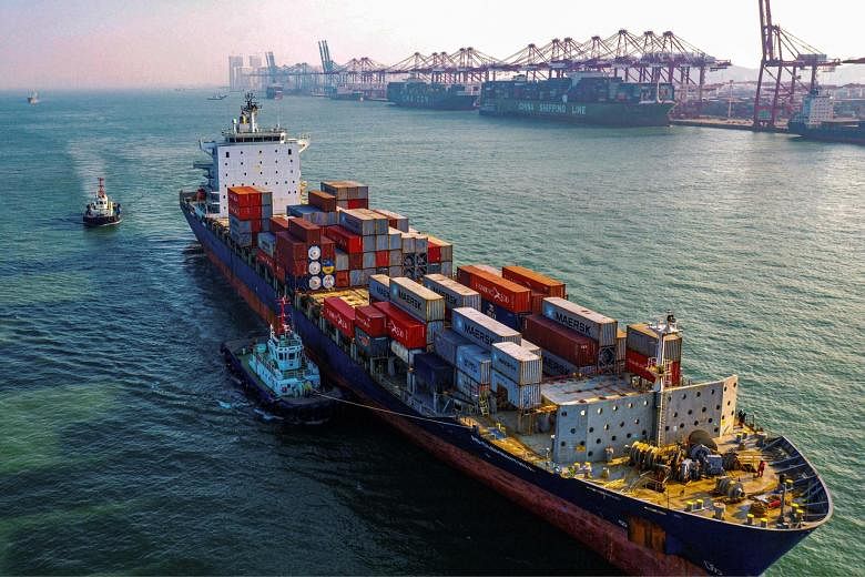 Janji pembelian China dalam kesepakatan perdagangan tidak realistis, kata ekonom AS